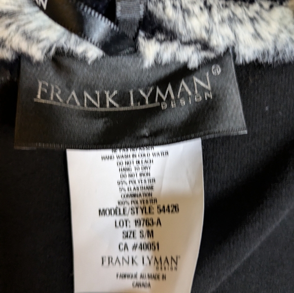 Frank Lyman open wear shawl - Picture 4 of 4